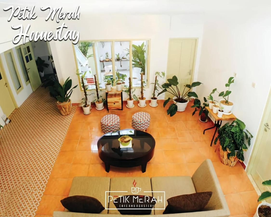 Petik Merah Homestay Pakualaman Ngoại thất bức ảnh