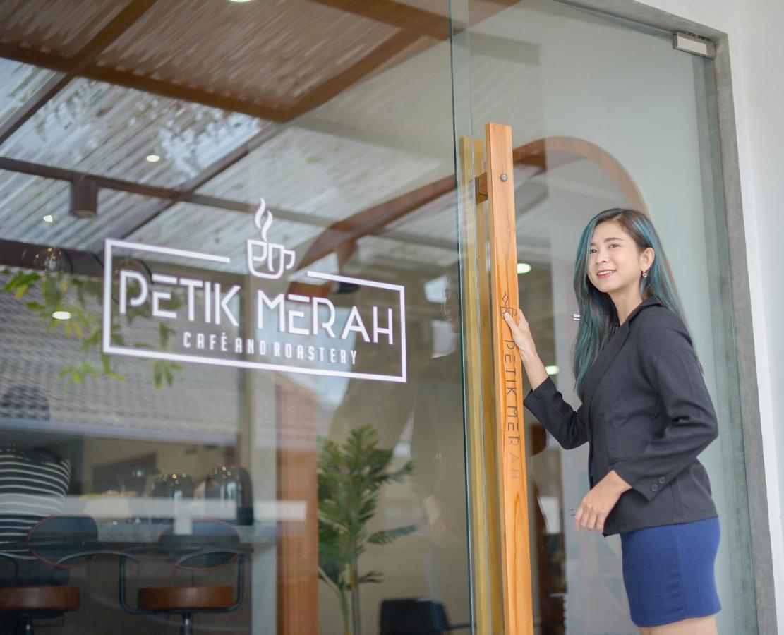Petik Merah Homestay Pakualaman Ngoại thất bức ảnh